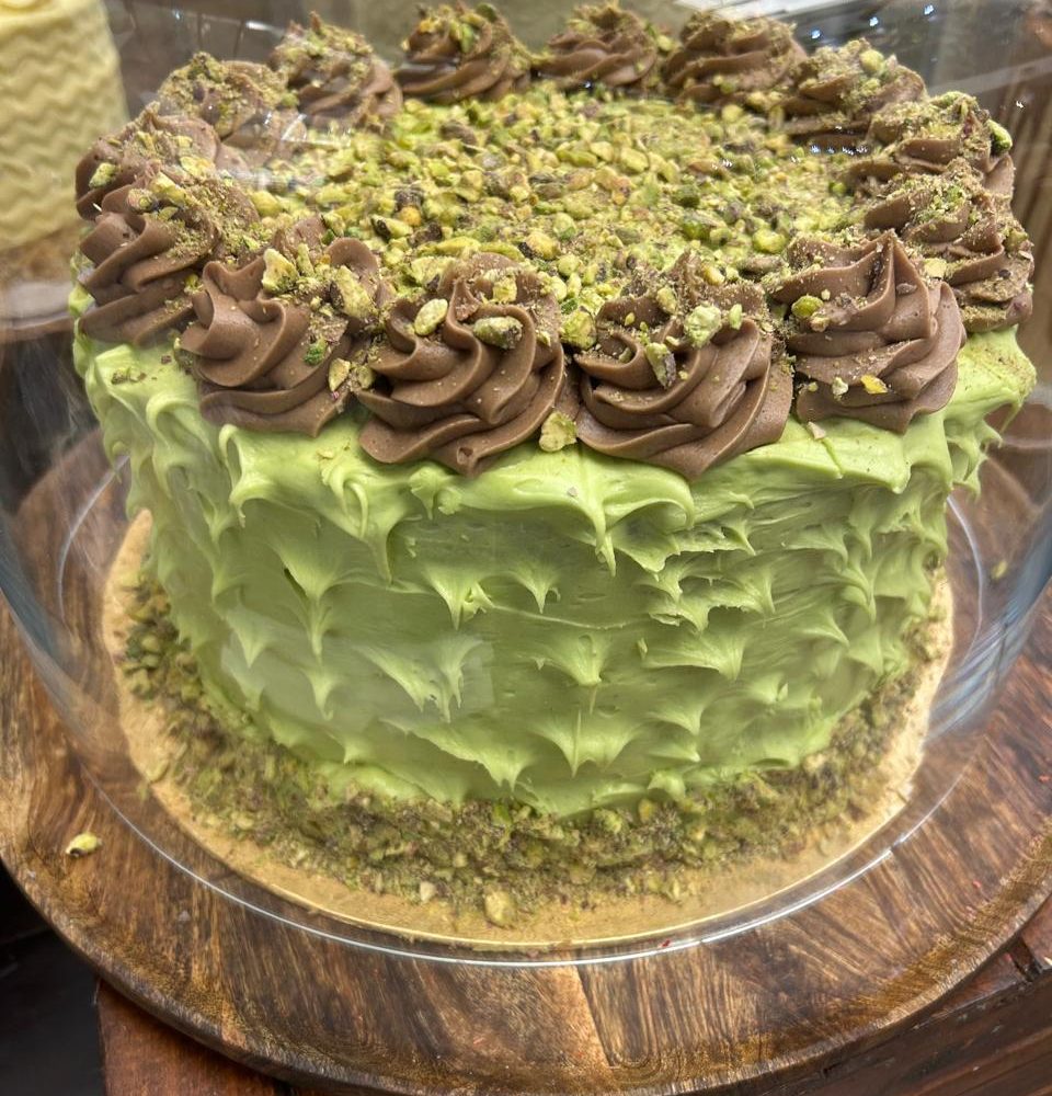 Dubai Chocolate Pistachio Cake